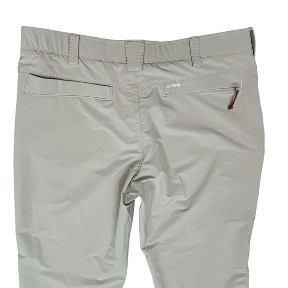Ascend Hiking Men’s Pants Tan 5 Zip/Pockets Flat Front Sz 38x30 NWOT - Picture 6 of 10